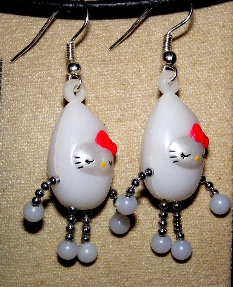 Cute Hello Kitty Earrings Charm Jewelry Dangling Chain Limbs