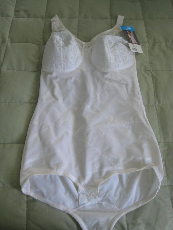 NWT NATURANA Ivory ALL IN ONE PIECE Bra Girdle Body Suit Shaper 