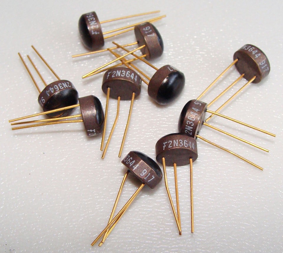 10 vintage Fairchild 2N3644 transistors, TO 105, gold plated leads