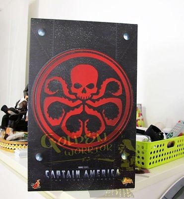 Hot Toys Captain America   Red Skull Limited   Hugo Weaving 