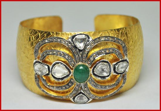 89ct Rose Antique Cut Diamond Emerald Cuff Bracelet