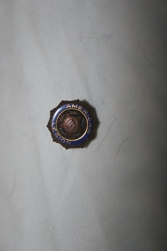 vintage american legion lapel pin a22