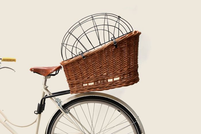 Basil Pasja 40cm Rear Wicker Bicycle Basket w Elba Mount