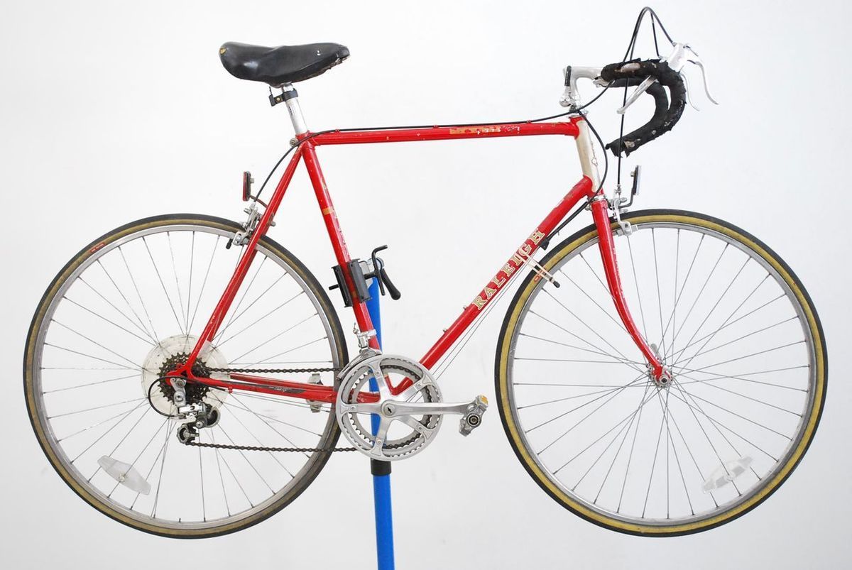   Pursuit Road Bicycle Bike Suntour Red 27 Wheels for Parts