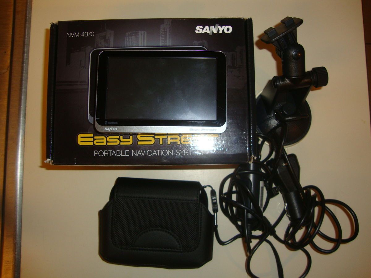 Sanyo Easy Street NVM 4370 Portable GPS Navigator w/ Carrying Case