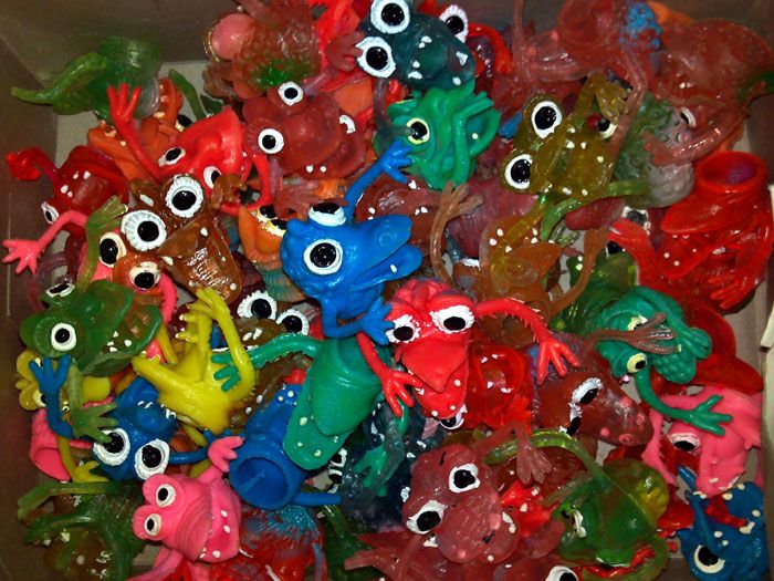  Rubber Toy Jiggler Monster Finger Puppets Halloween Toy Pinata Favors