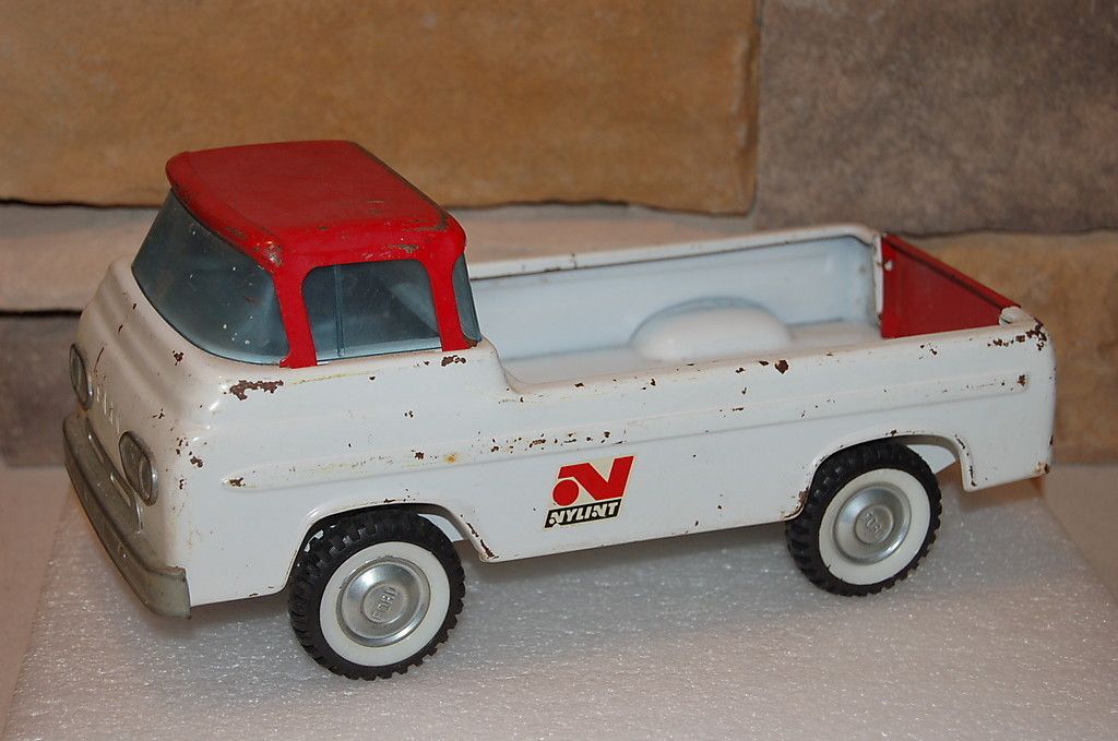  Nylint Pressed Metal Ford Pickup Truck Econoline White with Red Roof