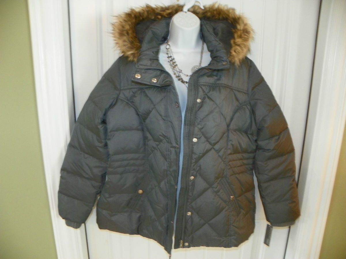 Womens Winter Coat w faux fur hood made by Covington size 1XL