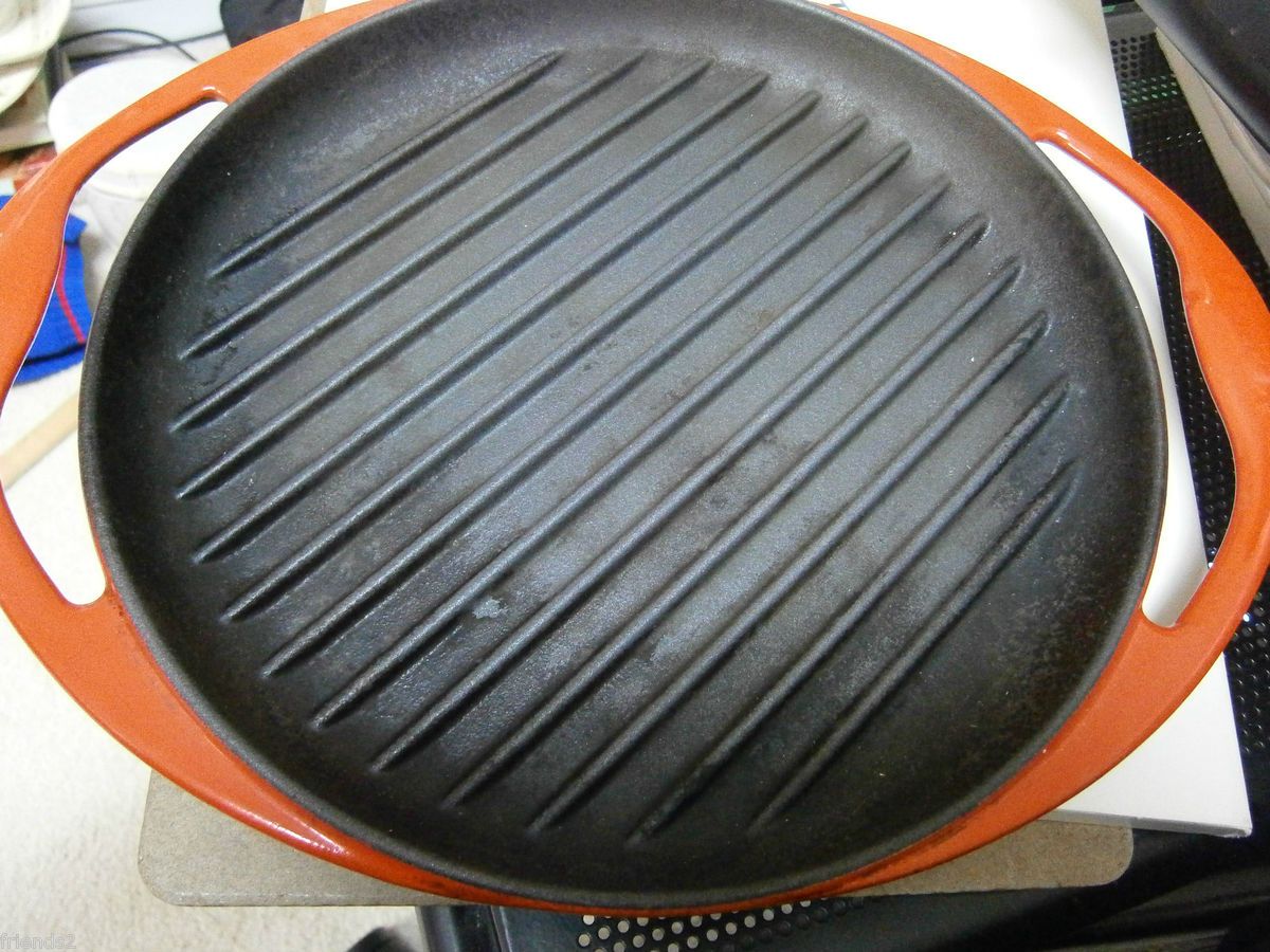 Le Creuset Red Enameled Round Cast Iron Skinny Grill Pan No 26