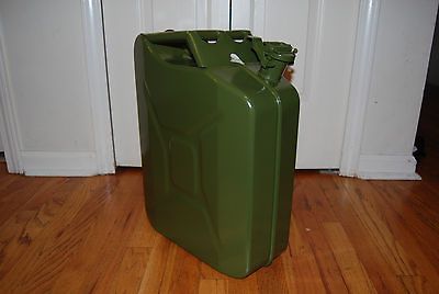 BRAND NEW MILITARY STYLE JERRY CAN 5 Gallon NATO Fuel Tank