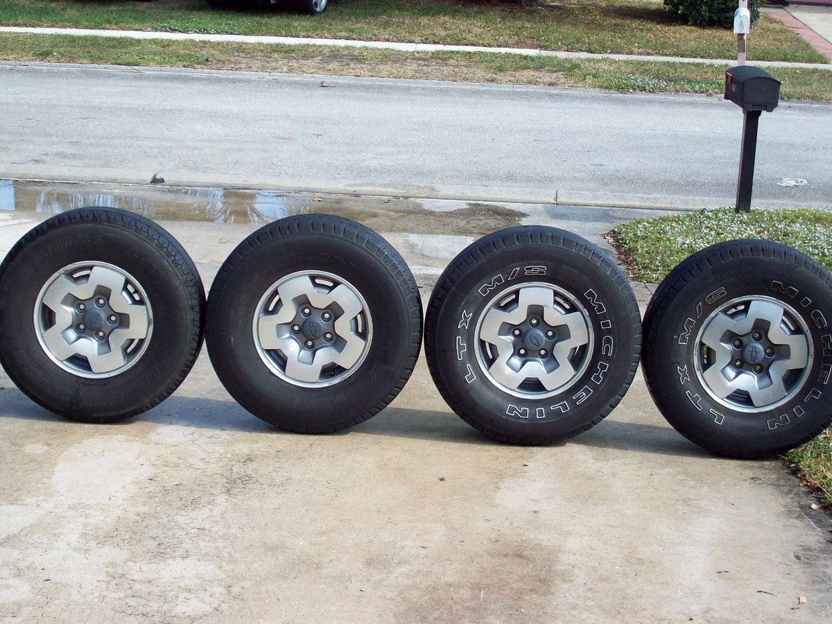 ZR2 Rims Tires 31x10 50x15 Chevy Highrider S10 GMC Blazer Jimmy