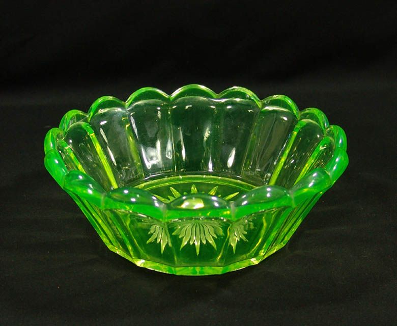 Antique Victorian Uranium Vaseline Glass Bowl Dish